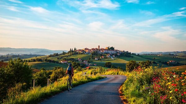 Les avantages d'un voyage organisé à vélo